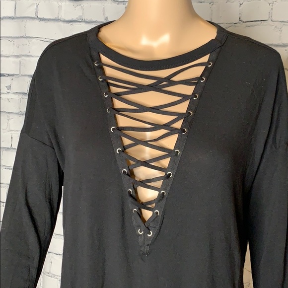 🌸NWT EXPRESS BLACK LONG SLEEVE BLOUSE - Picture 4 of 10